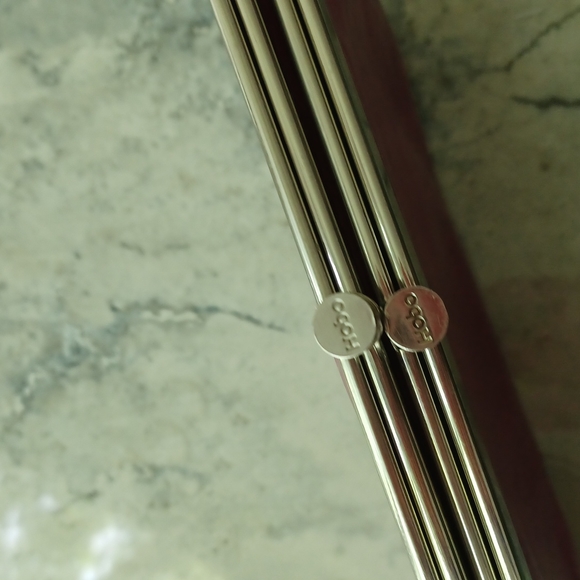 HOBO Lauren  wallet - Picture 7 of 16